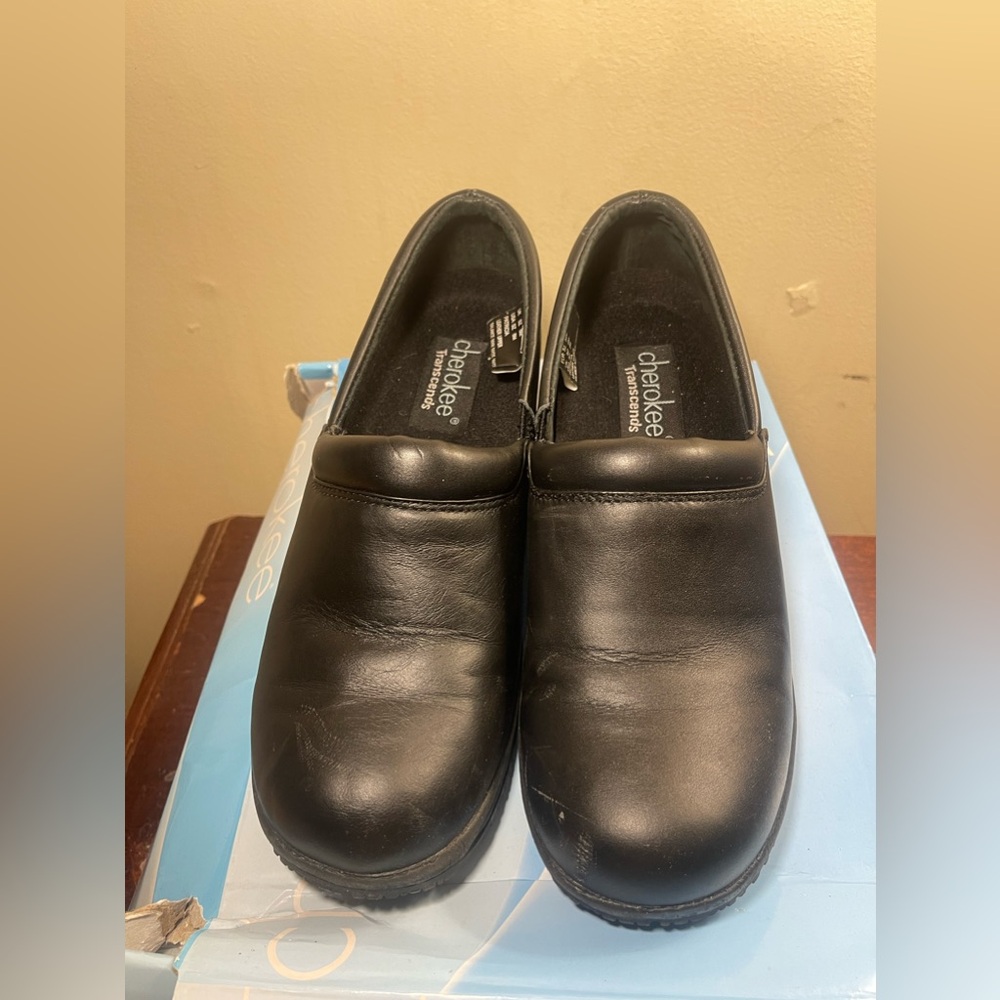 CHEROKEE TRANSCENDS BLACK NURSING SHOES